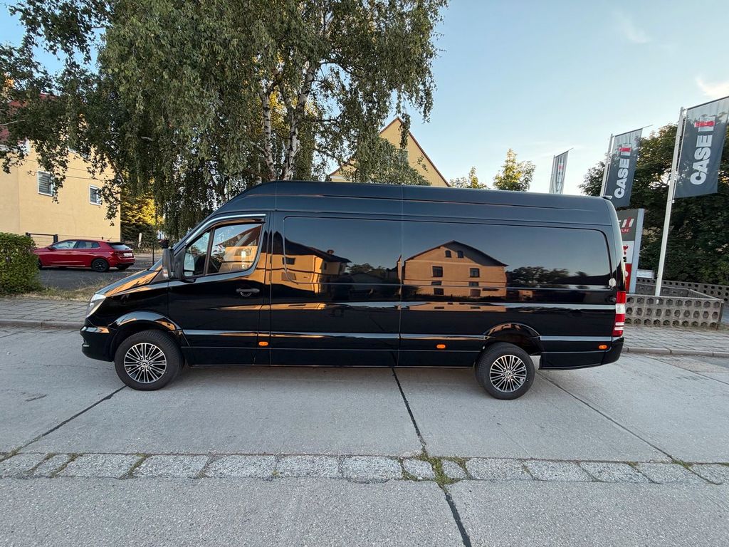 Image of Mercedes-Benz Sprinter