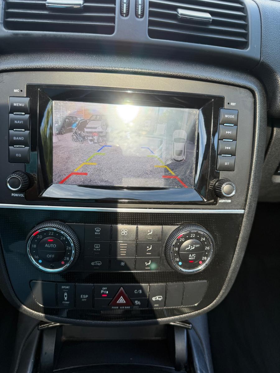 Mercedes-Benz R320 2008 — photo 15