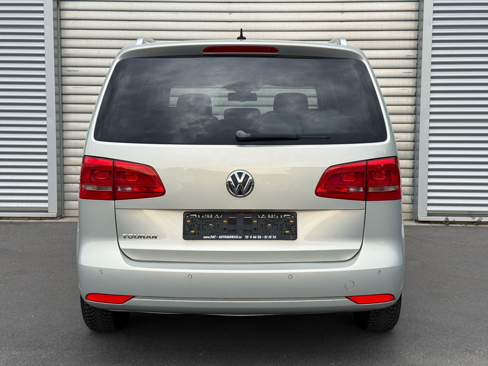 Fahrzeugabbildung Volkswagen Touran Cup 1.2 TSI 7-Sitzer Bi-Xenon GRA SHZ PDC