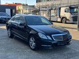 Mercedes-Benz E 200 CDI lim. Avantgarde/Automatik/Navi/PDC - Mercedes-Benz E 200: Cdi Avantgarde