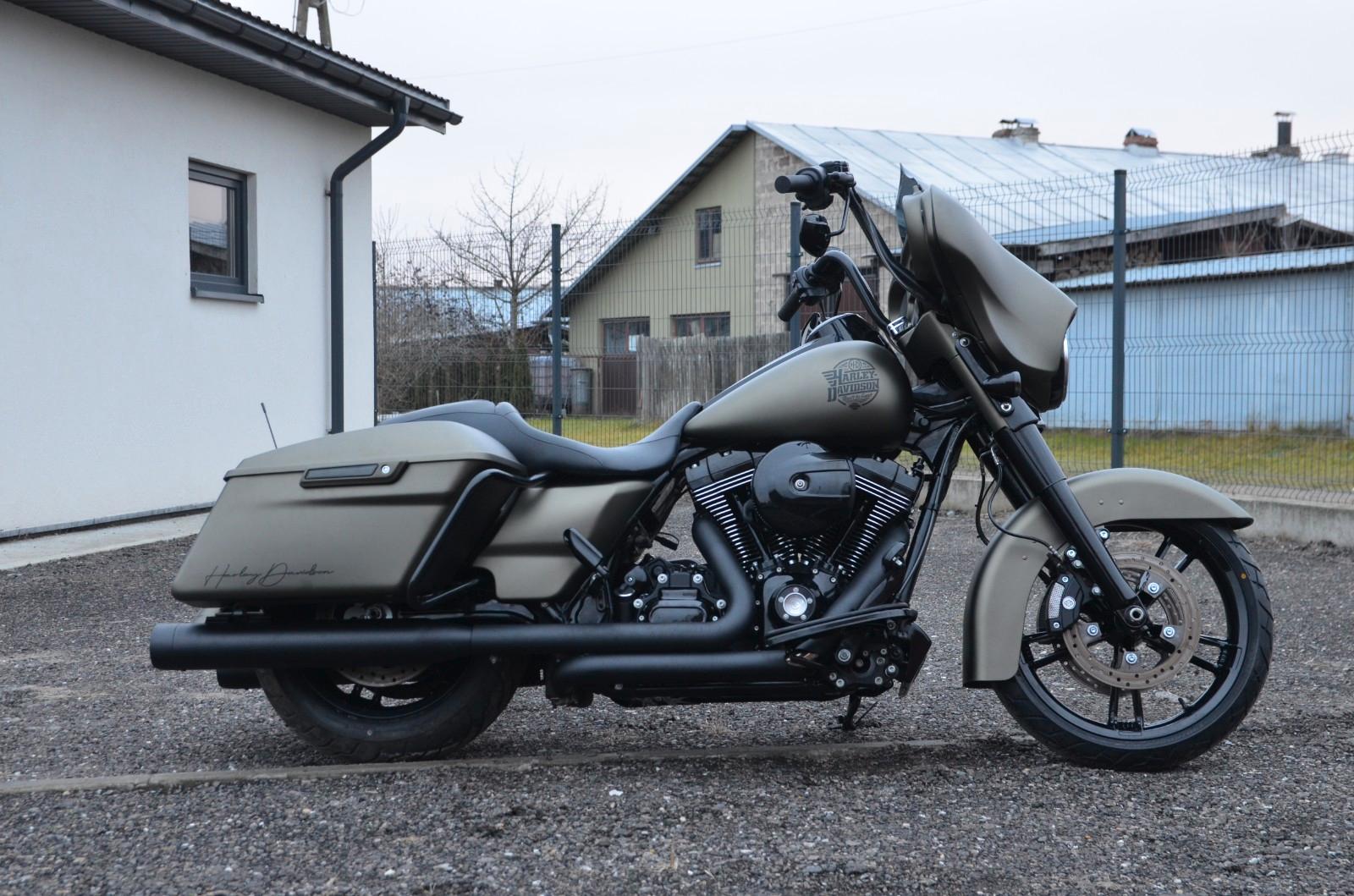 Harley-Davidson FLHXS Street Glide Special 103" 2016 Green Denim
