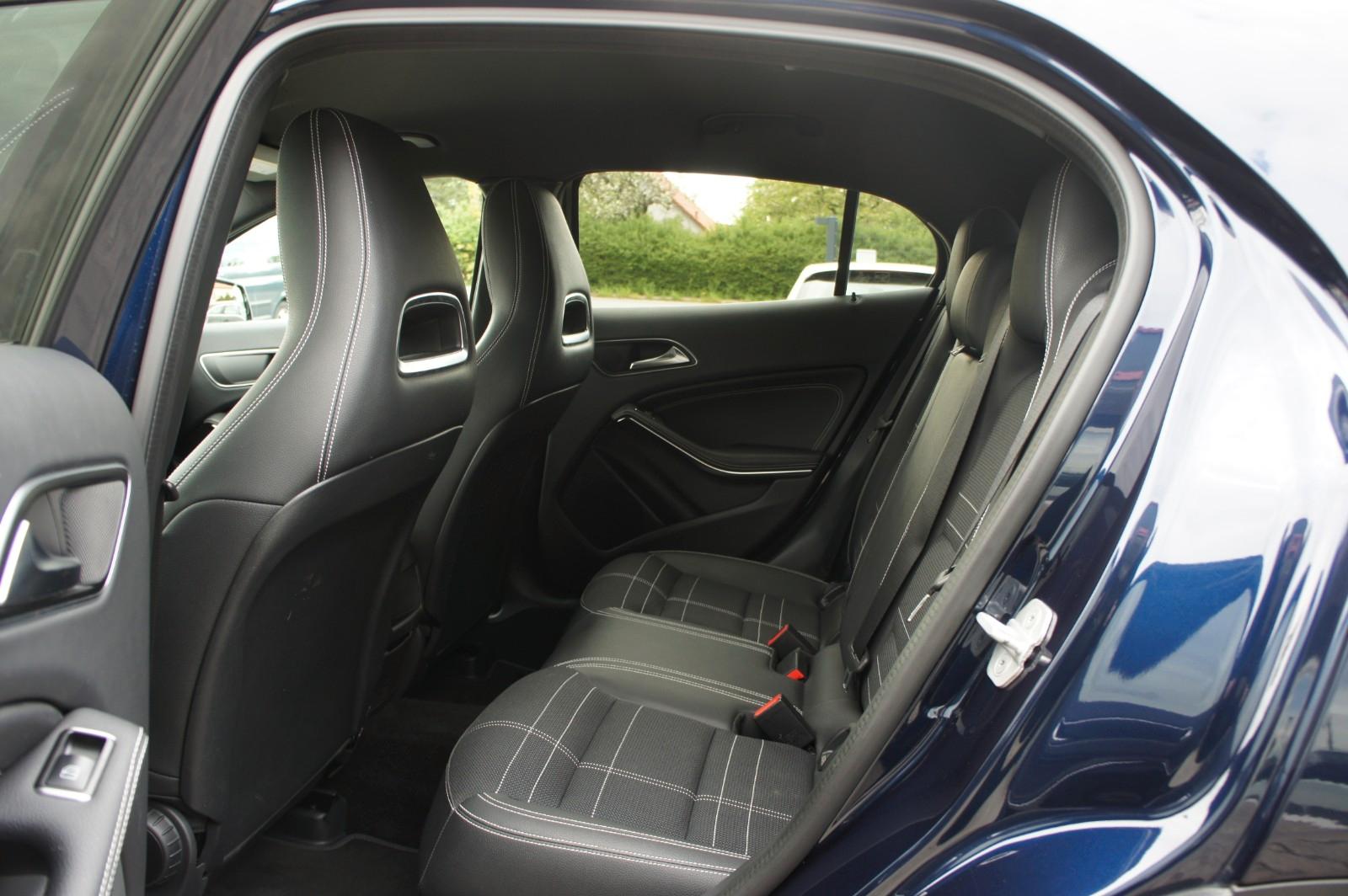 Mercedes-Benz GLA 200 Urban *BI-XENON*NAVI*KLIMA*PDC*SHZ*