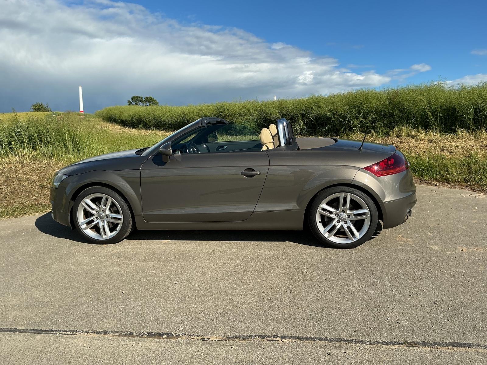 Audi TT Roadster 1.8 TFSI S tronic 