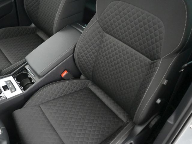 Superb COMBI AMBITION TDI DSG+NAVI+SITZHEIZUNG+K