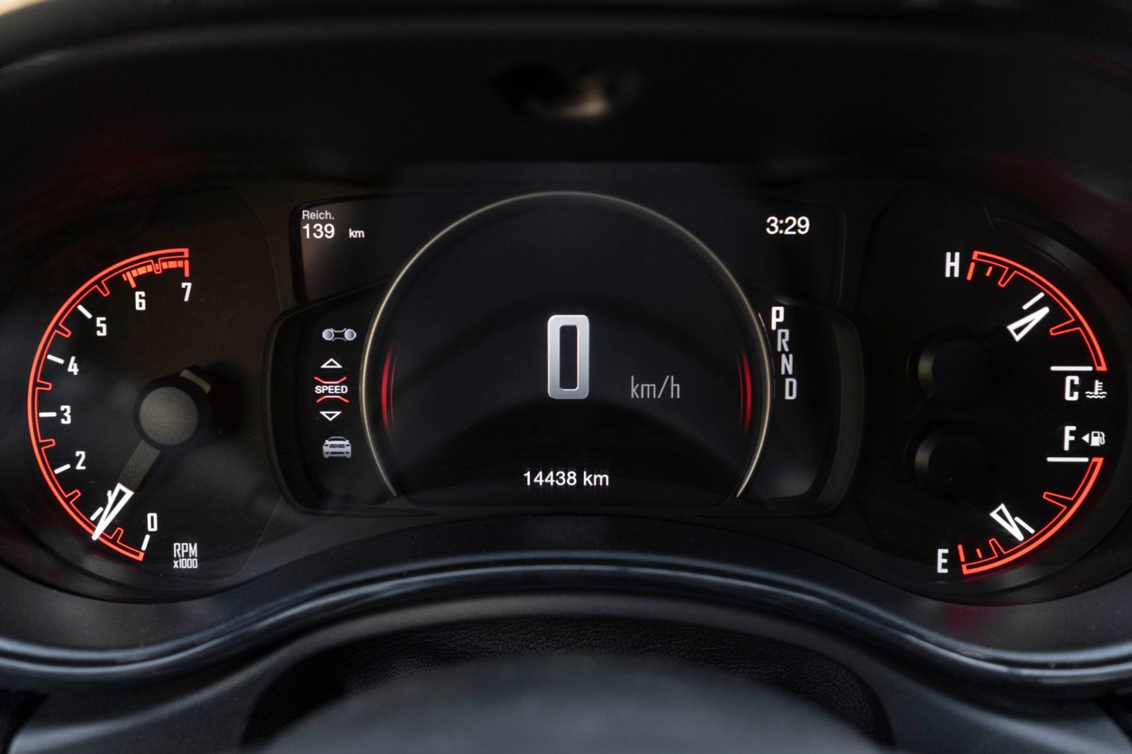 Fahrzeugabbildung Dodge 5.7L R/T AWD SRT Paket ACC AHH LPG TOTW PDC KAM