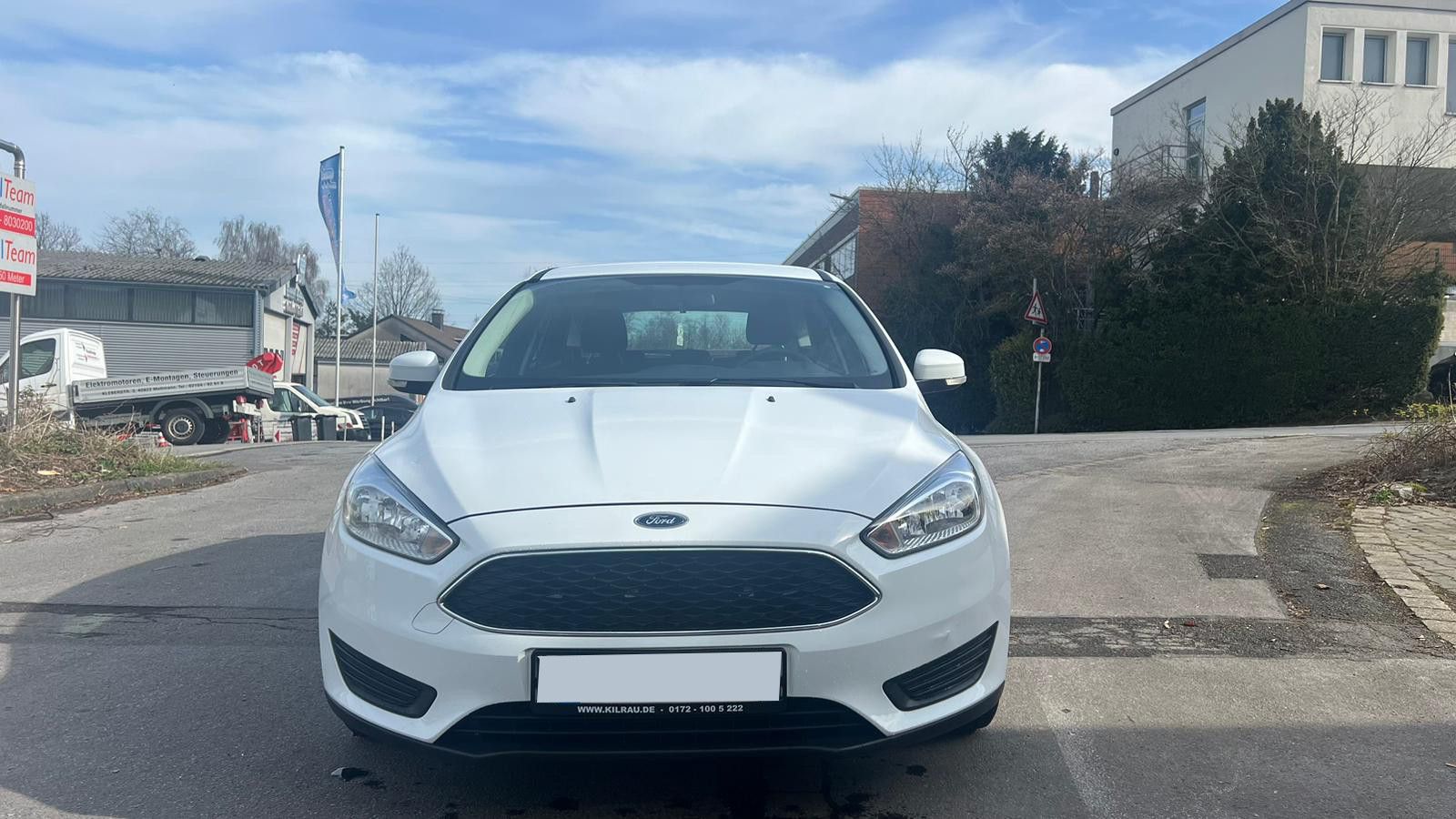 FORD Focus 1,6 Ti-VCT Lim. Ambiente PDC Klima Servo