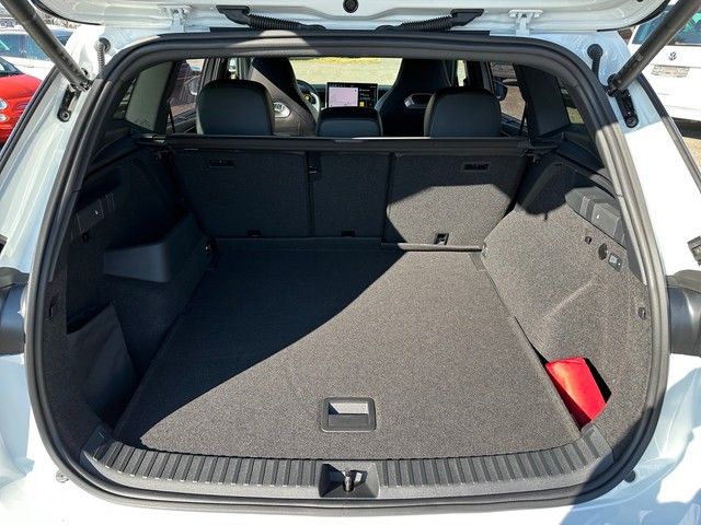 Fahrzeugabbildung Volkswagen Tayron 2.0TDI DSG 4Motion R-Line AHK+PANO+STDHZG