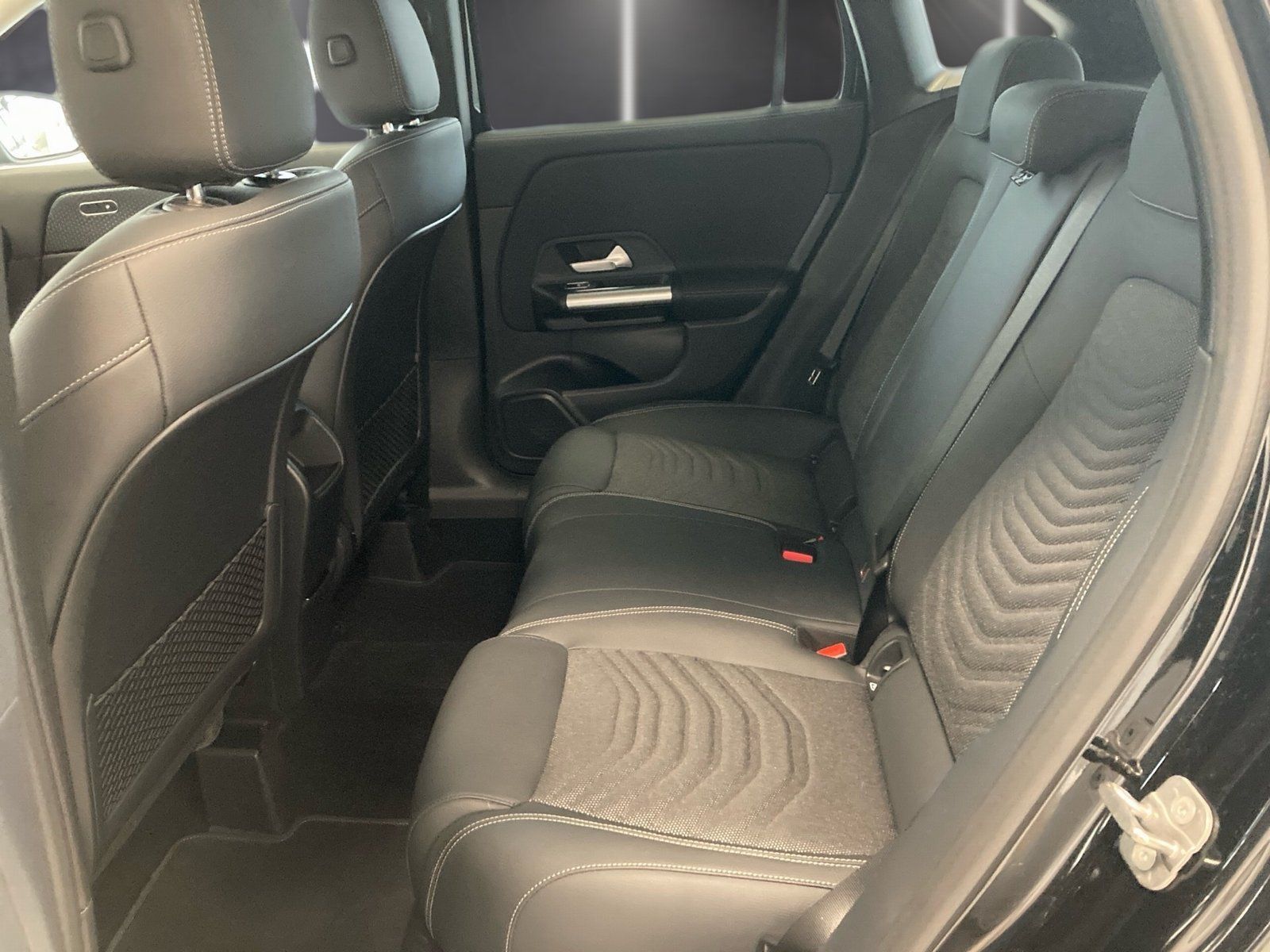 Fahrzeugabbildung Mercedes-Benz GLA 220 d 4M Progressive*Totwink*AHK*LED*Kamera*