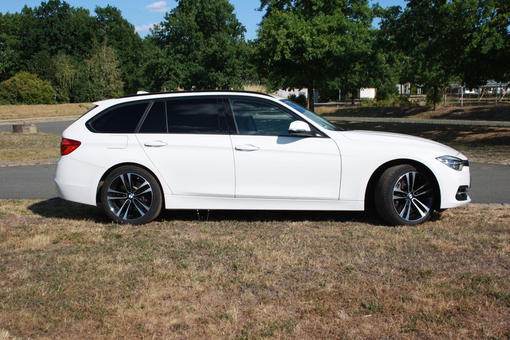 Image of BMW 340