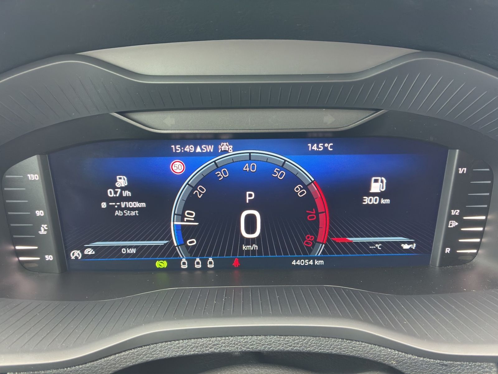 Karoq 1.5 TSI Ambition *STDHZG*LED*NAVI*KESSY*