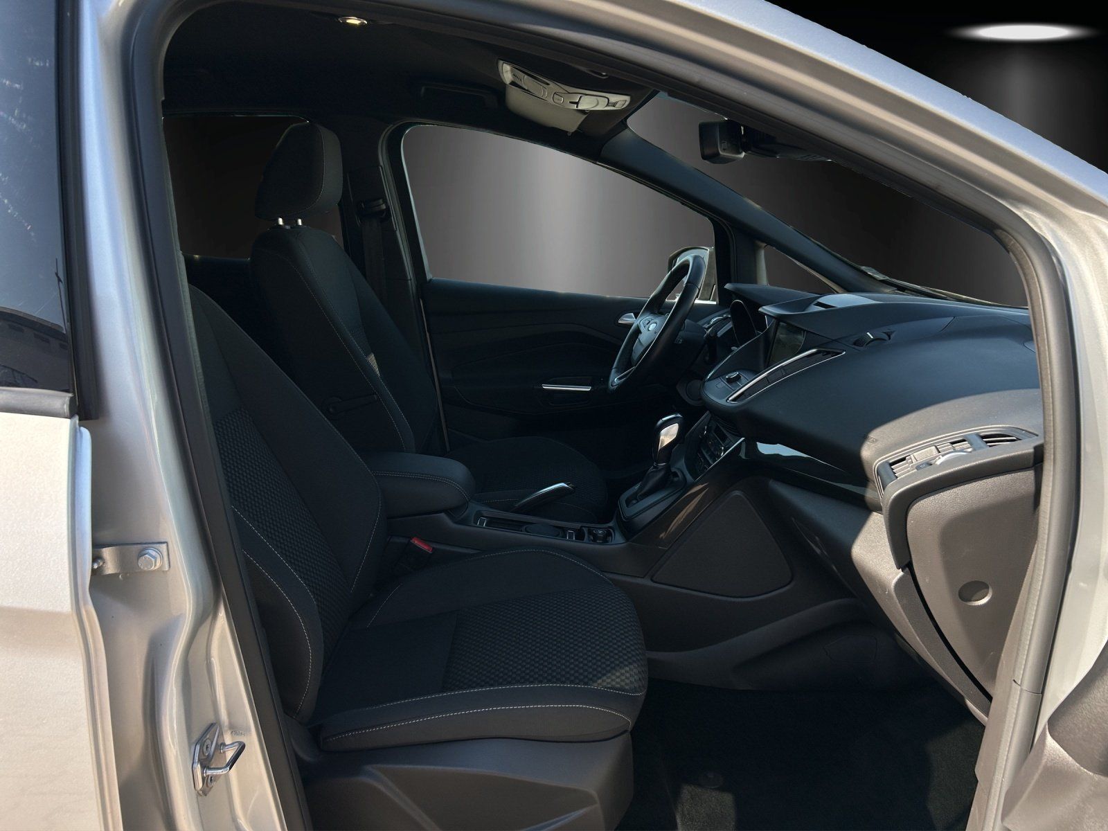 Fahrzeugabbildung Ford C-Max 1.5 EcoBoost Sport