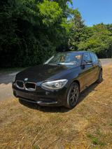 BMW 114i - - BMW 114 in Düsseldorf