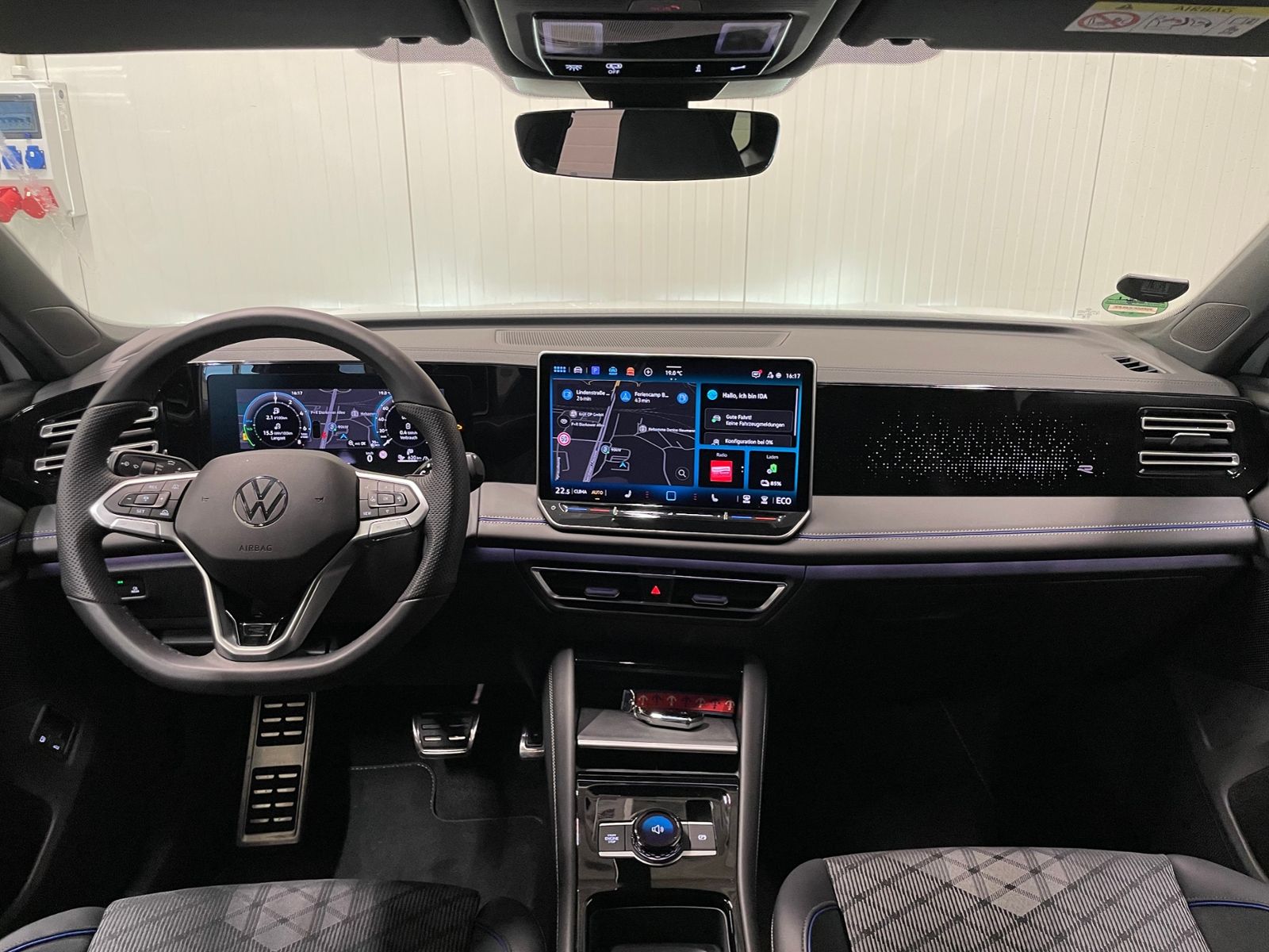 Tiguan R-Line 1.5 TSI eHybrid DSG AHK MATRIX-LED