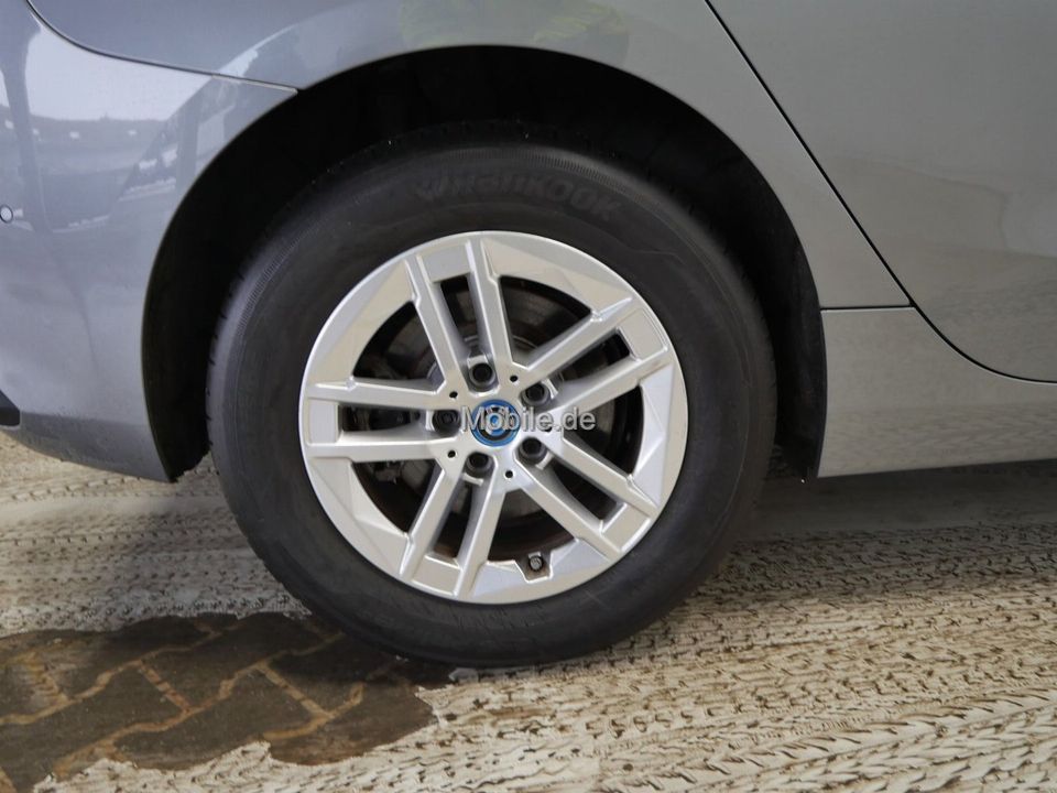 BMW 225 Active Tourer - Bild 8