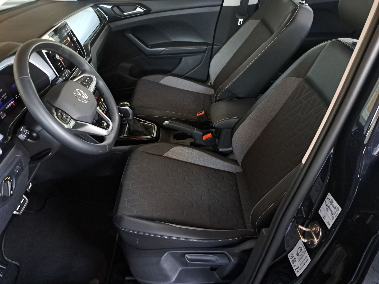 Volkswagen T-Cross - Bild 17