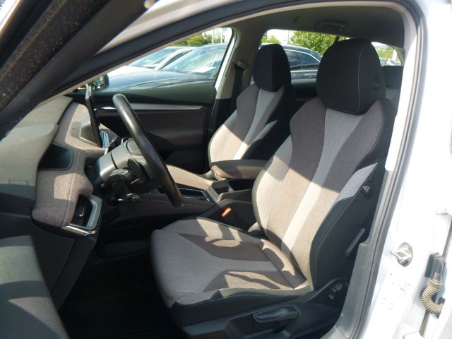 Fahrzeugabbildung Skoda Enyaq 80 Lodge