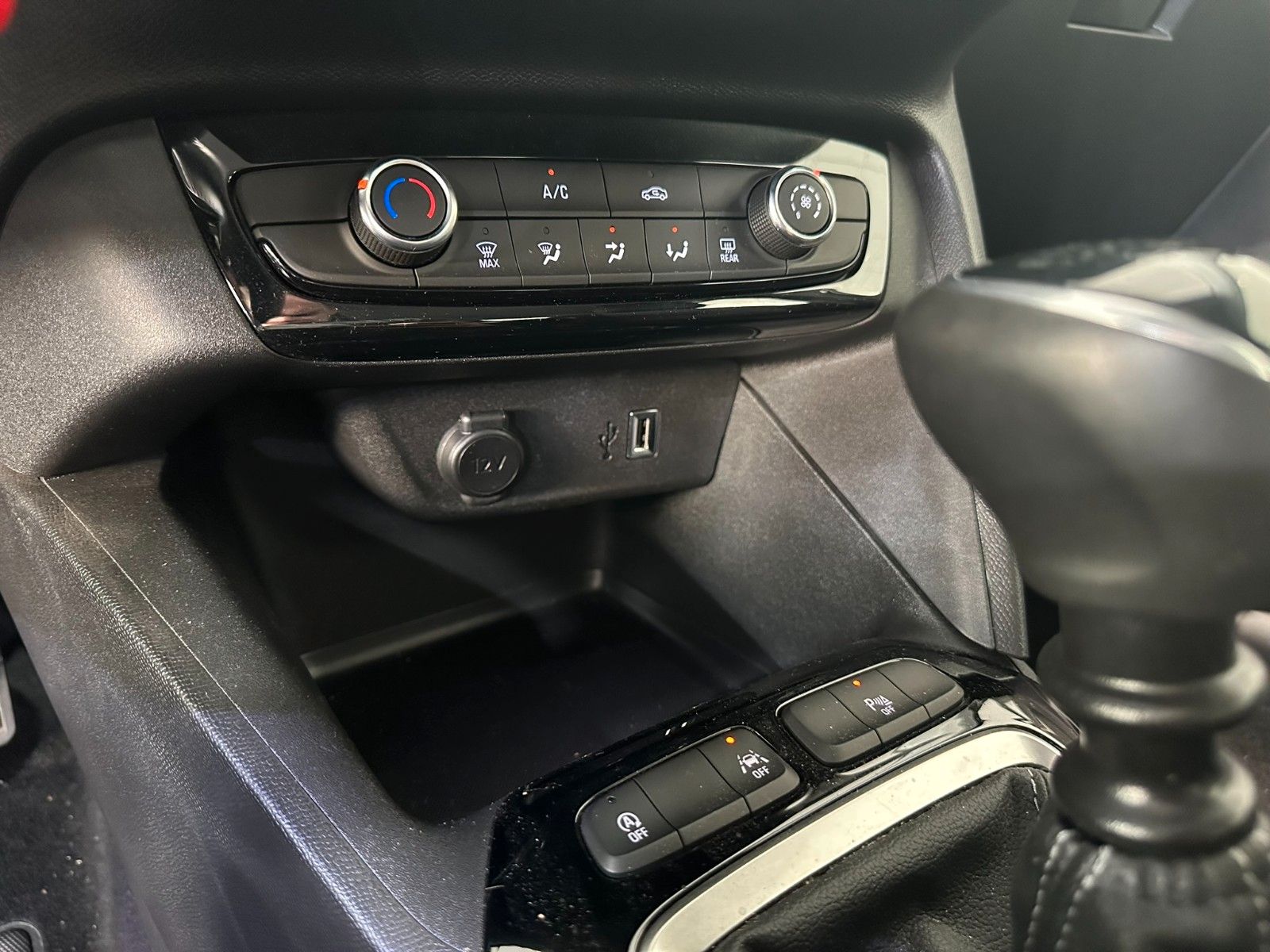 Fahrzeugabbildung Opel Corsa F Edition 1.5TD NAVI/PDC/R´CAM/ALU/TEMPO