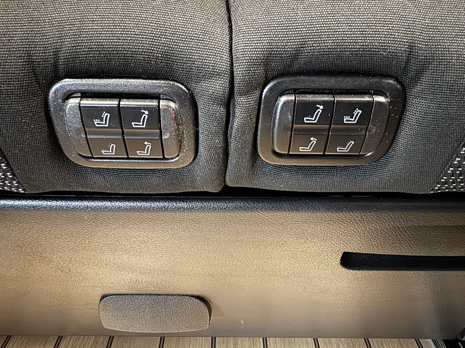 Fahrzeugabbildung Mercedes-Benz V 220 d 9GT MARCO POLO SPORTPAKET AHK LED MBUX+