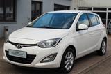 Hyundai i20 5 Star Edition*Service Neu*Tüv Neu*1.Hand* - Hyundai i20 in Oldenburg