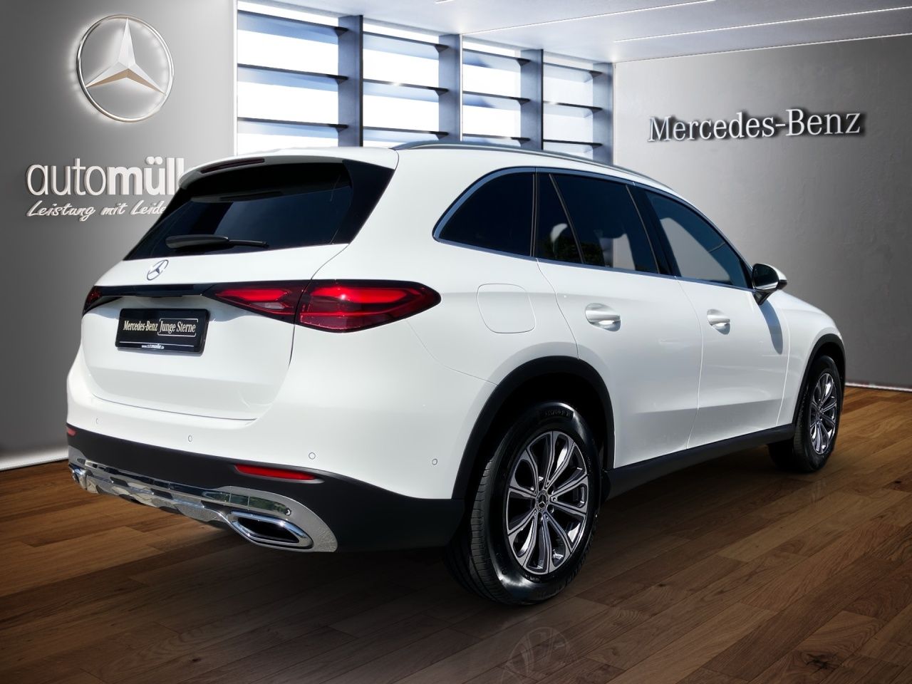Fahrzeugabbildung Mercedes-Benz GLC 200 4M AVANTGARDE+AHK+CARPL+LED+EL.HECKK+SHZ