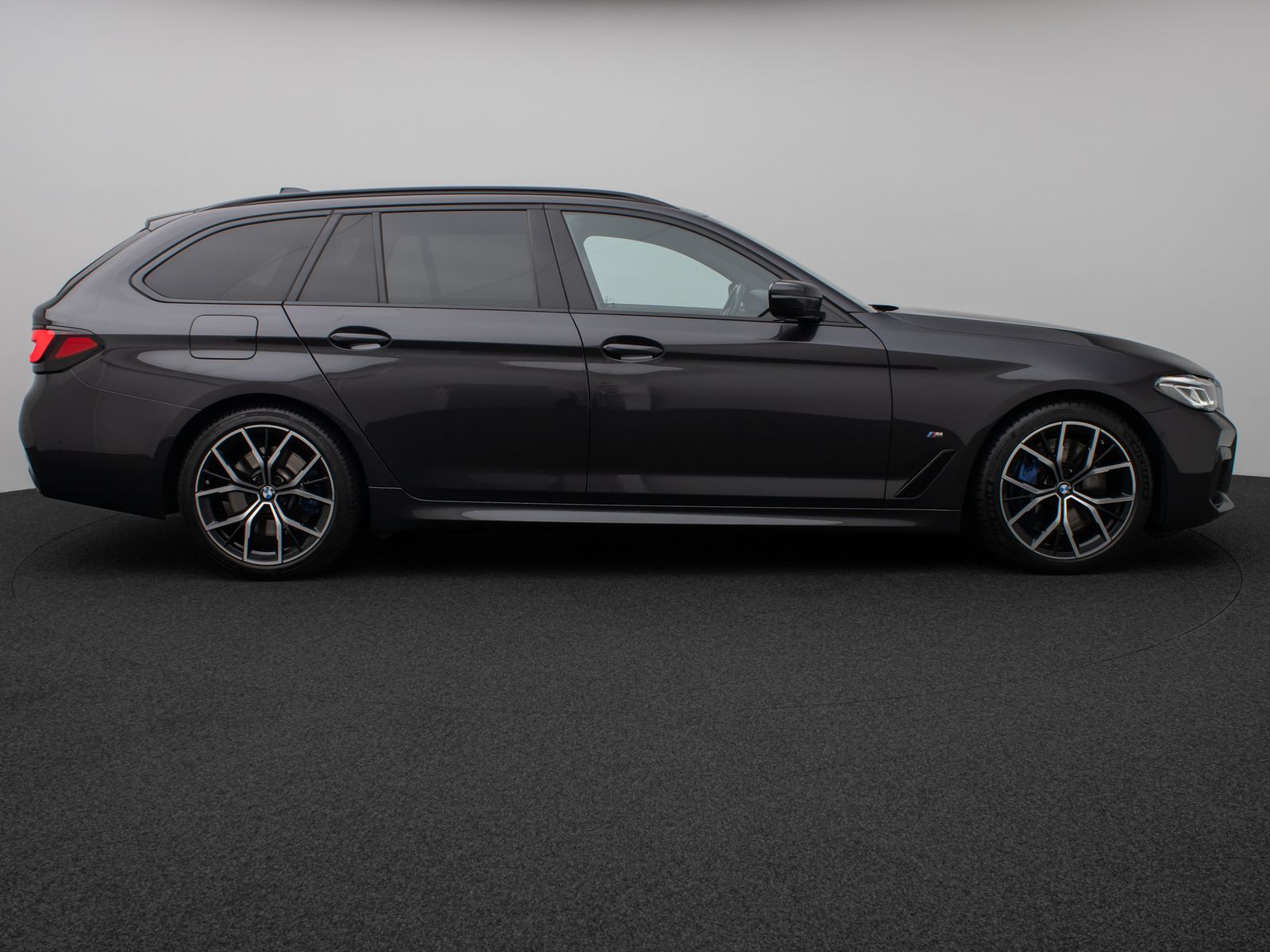 Fahrzeugabbildung BMW 540d xD M Sport Kamera HUD DAB H/K 4xKlima AHK