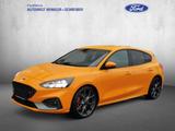 Ford Focus 2.3 EcoBoost ST mit Styling-Paket - Ford Focus: Orange, ST
