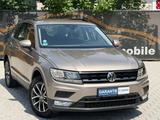 Volkswagen Tiguan Comfortline BMT AHK*PDC*KLIMA*STHZG*EURO6 - Volkswagen Tiguan: Eu