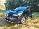 Renault Kadjar Limtd. Deluxe 140 Automatik, AHK TÜV 6/28 - Renault Kadjar von privat