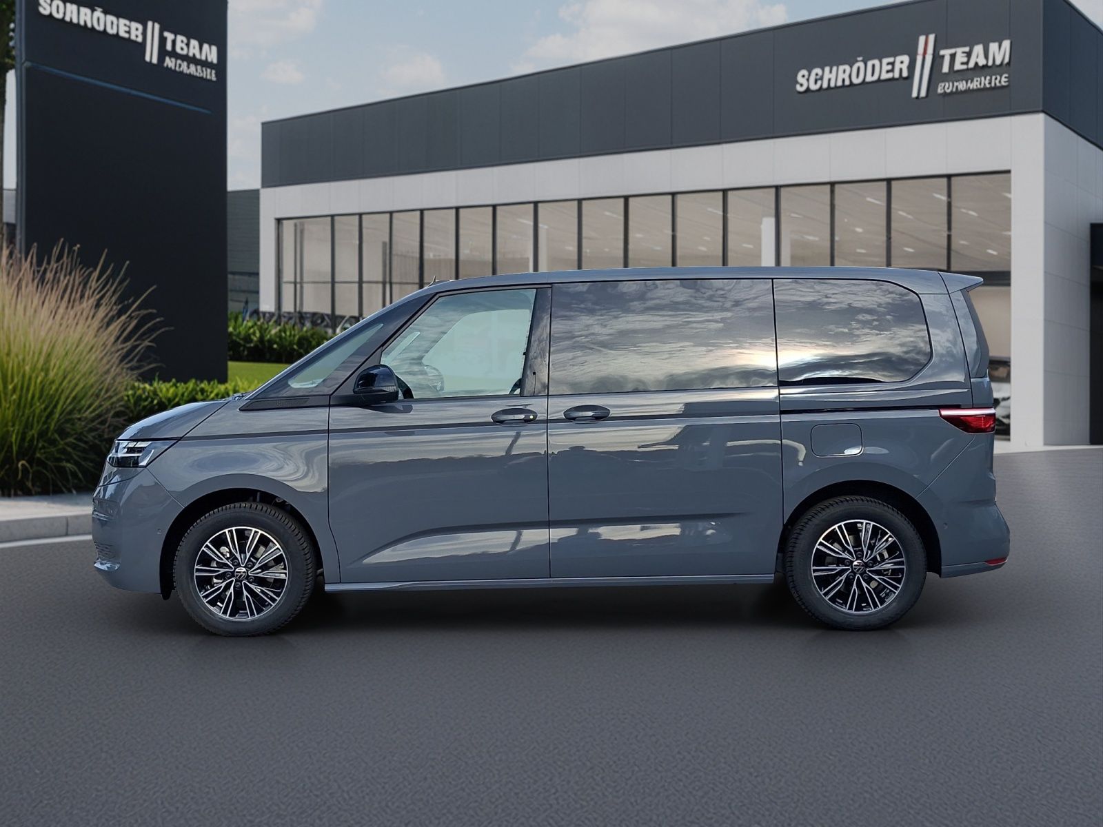 Volkswagen T7 Multivan Life kurz 2.0 TDI AHK 7-Sitzer Vis-a imagem 2