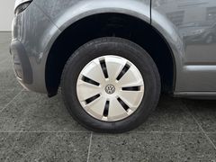 Fahrzeugabbildung Volkswagen T6.1 Multivan 150PS Navi Sitzh 3xKlima Sitzh Cam