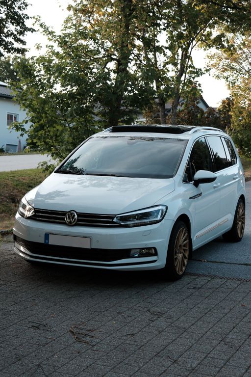 Image of Volkswagen Touran
