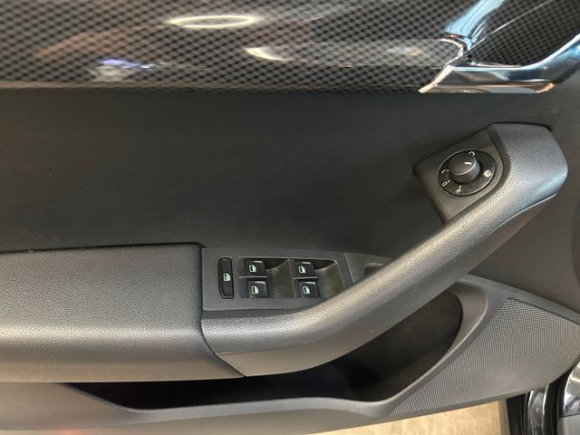 MYAUTOCENTER – Gebraucht- und Jahreswagen mit Werkstattservice in Pfaffenhofen Skoda Octavia Combi RS *1. Hand*Klima*Navi*Xenon*BT*