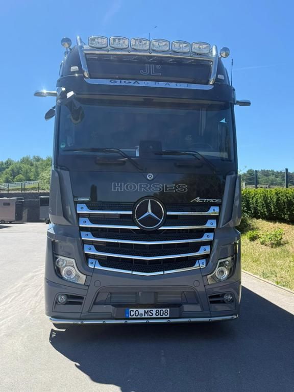 Fahrzeugabbildung Mercedes-Benz Actros 2553 L 6x2 6-Pferde Pop-Up Pop-Out