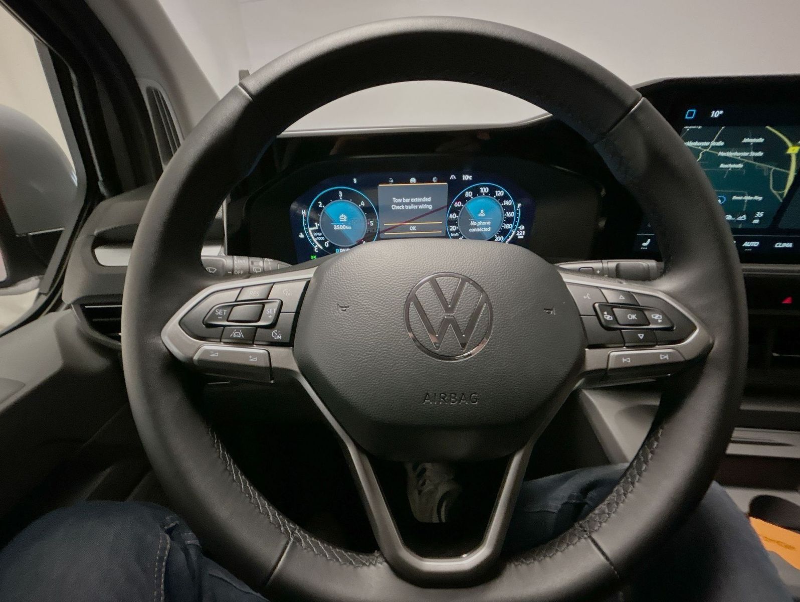 Volkswagen T7 Caravelle - Bild 8