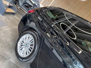 BMW 318d  Touring  Sport Line  *1.HAND*LED*NAVI*PDC*