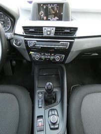 BMW X1 - 11