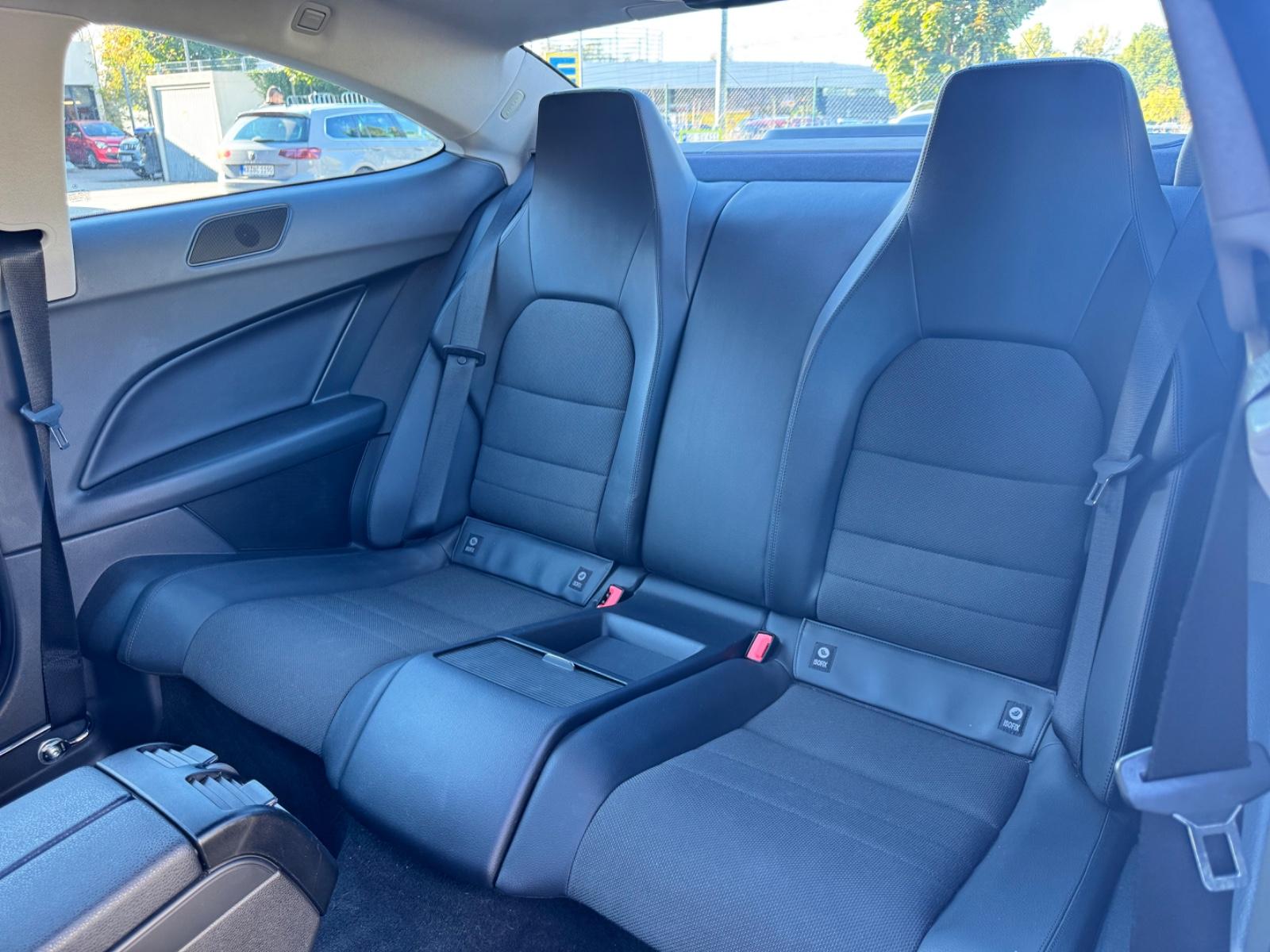 Mercedes-Benz C 180 C Coupe Navi /Automatik/Tempomat
