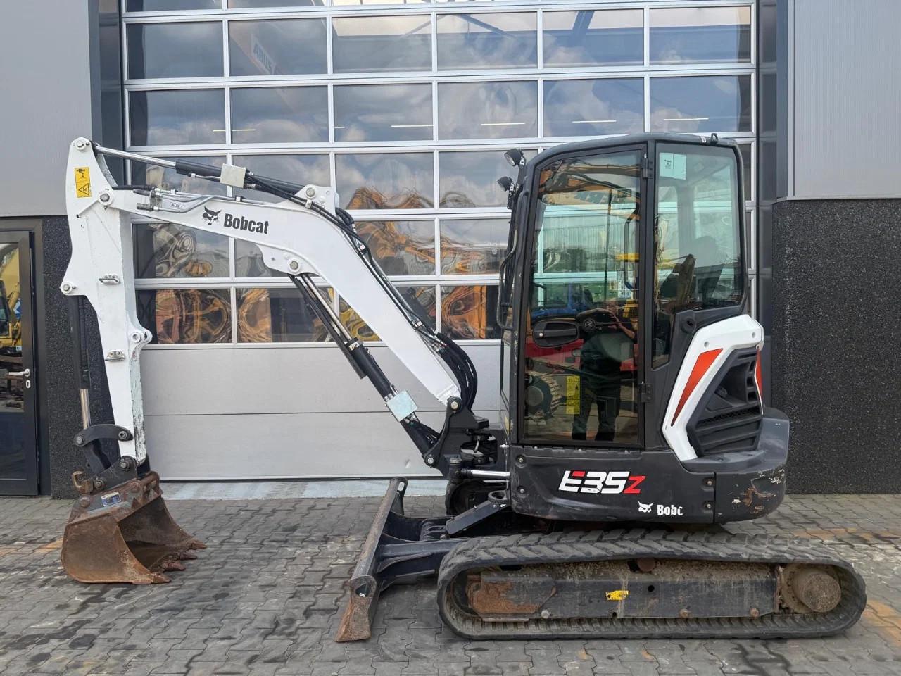 Bobcat E35z