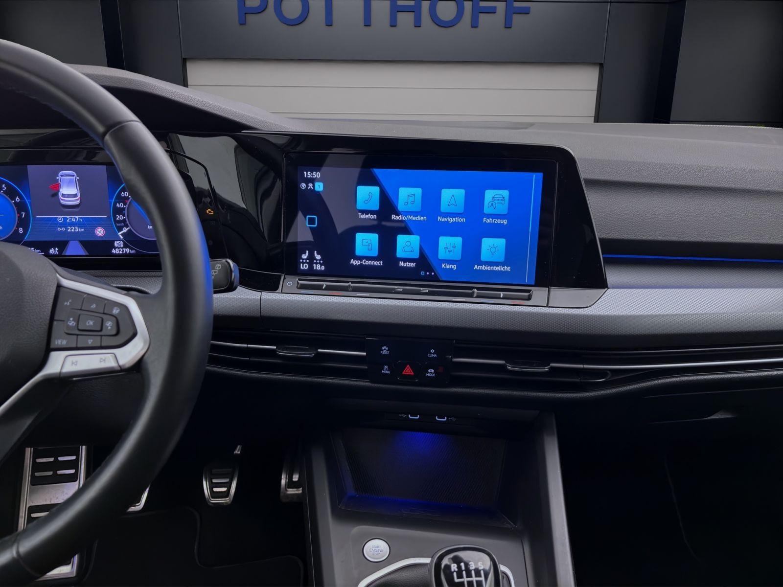 Volkswagen Golf 1.5 TSI ACTIVE STDHZG NAVI KAMERA HuD