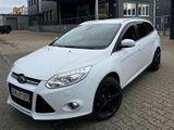 Ford Focus Mk3 Titanium Individual Leder P... - Ford Focus aus 2012 mit Diesel-Antrieb: Kombi