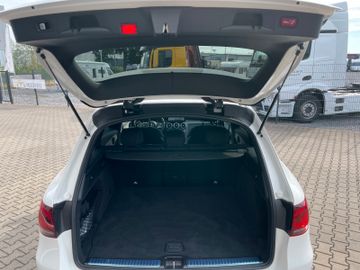 Fahrzeugabbildung Mercedes-Benz GLC 220  d 4Matic AHK Kamera Navi sofort !