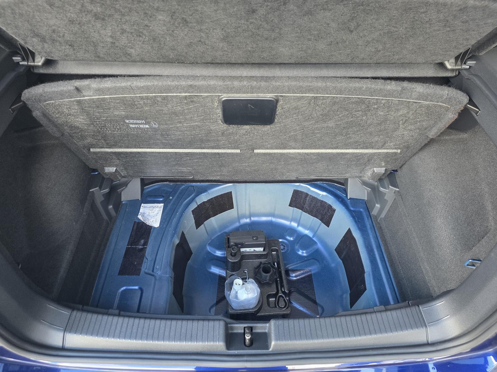 Volkswagen T-Cross 1.0T United|Allwetterreifen
