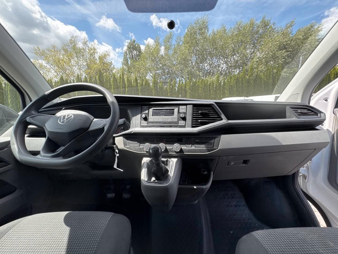 Volkswagen T6 Transporter, langer Radstand