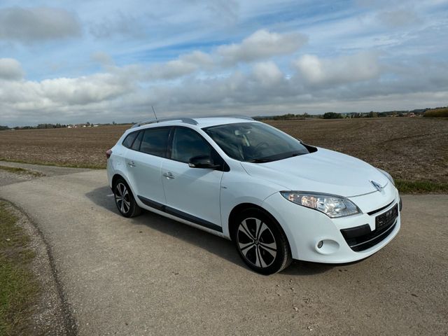 Renault Megane III Grandtour BOSE Edition Leder Navi