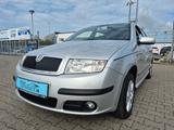 Skoda Fabia 1.4 Combi Automatik Klimaanlage Garantie - Skoda Fabia aus 2007: Kombi