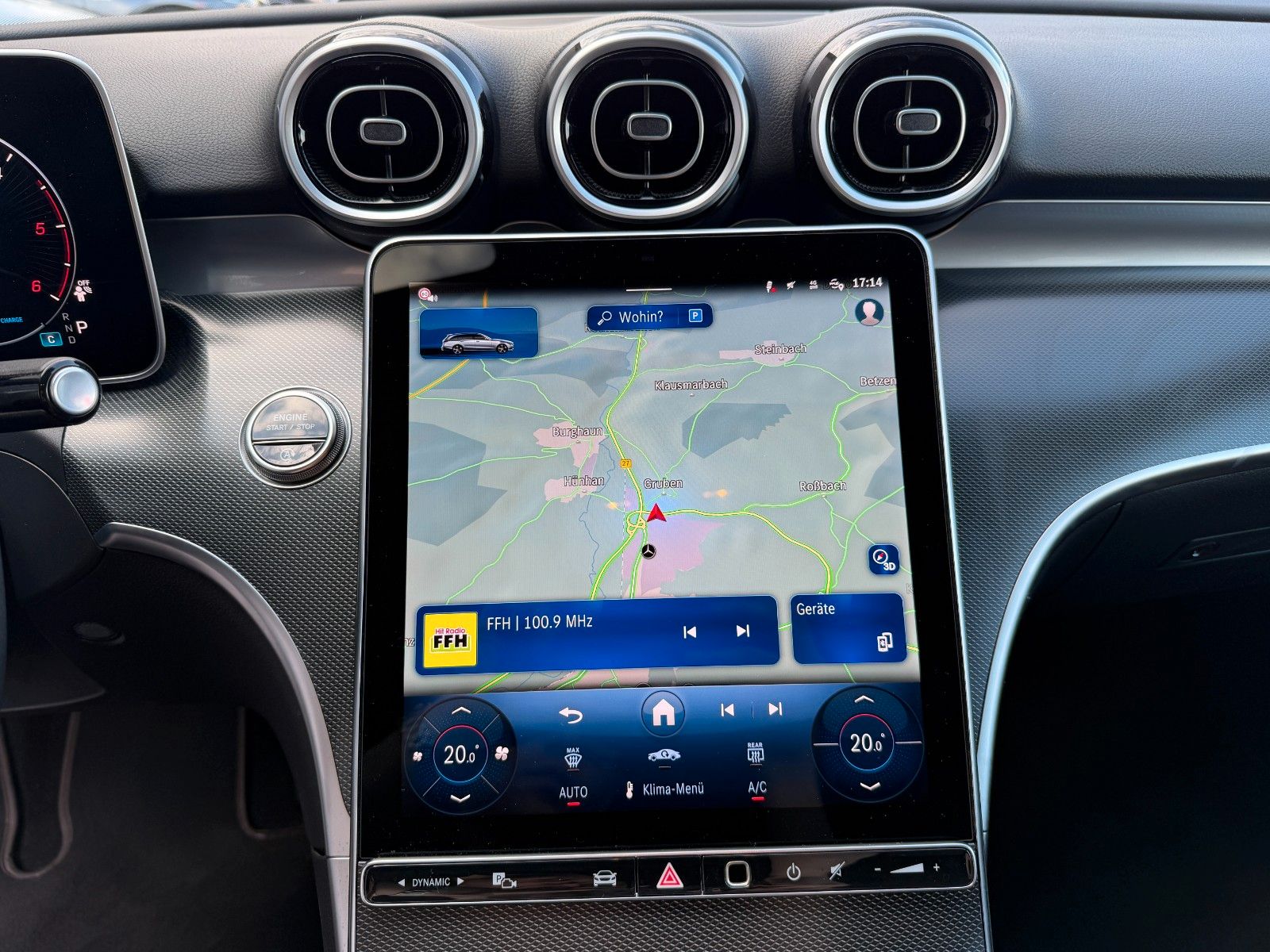 Fahrzeugabbildung Mercedes-Benz C 200d T Avantgarde+AHK+Ambiente+RKamera+MBUX+