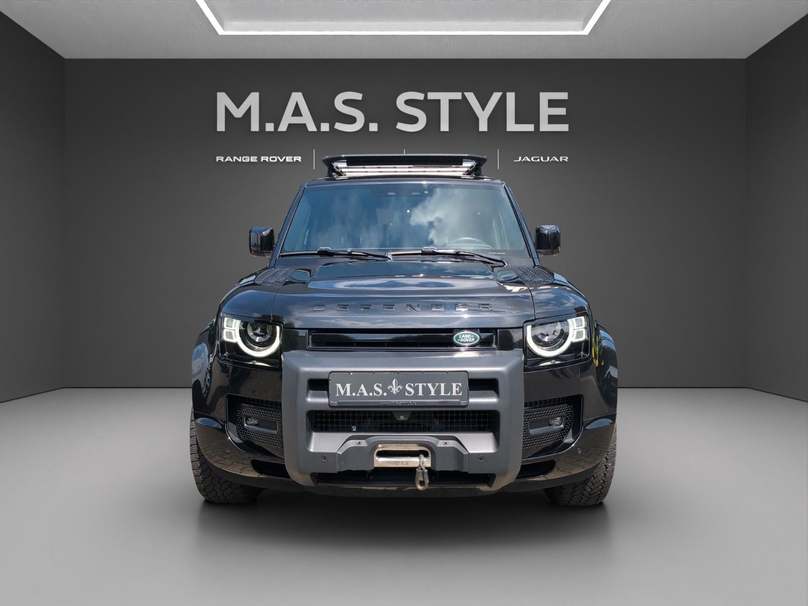 Fahrzeugabbildung Land Rover Defender 90 D250 X-Dynamic SE m. Winde