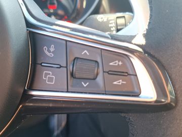 Alfa Romeo Giulia Quadrifoglio 2.9 V6 Bi-Turbo Kam.+KeyLess