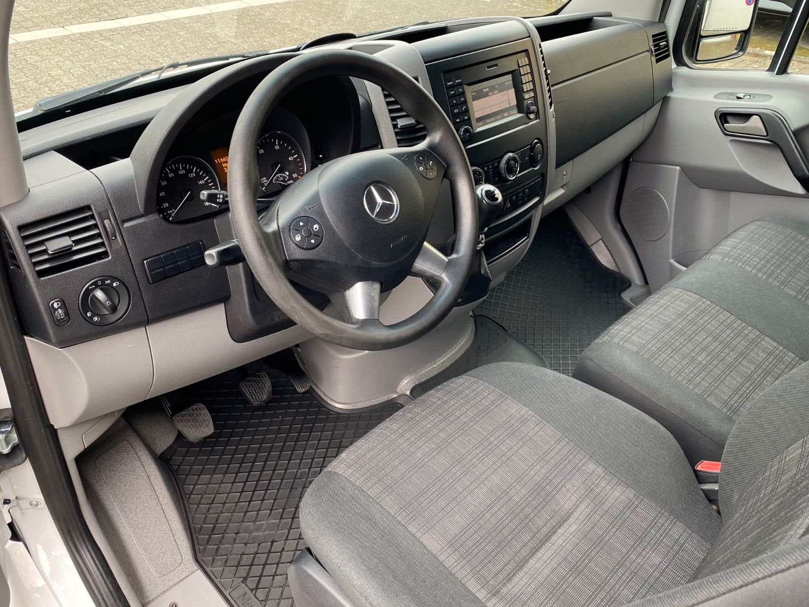 Fahrzeugabbildung Mercedes-Benz Sprinter 316 CDI+L3H2 + 3,5t +CAMPER BASIS+NAVI+