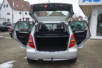 Mercedes-Benz A 150  Avantgarde AHKLamelleSHPDCAlu 17